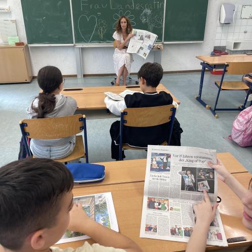 Frau Landesrätin
